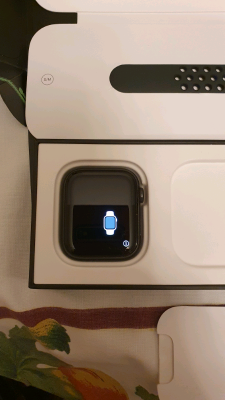 apple watch serie 6 44mm nike edition